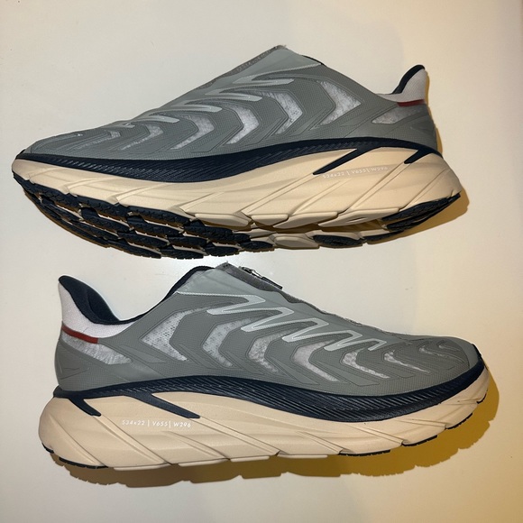 NWT - Hoka Project Clifton Men’s Size 9 - Box included - Picture 2 of 8